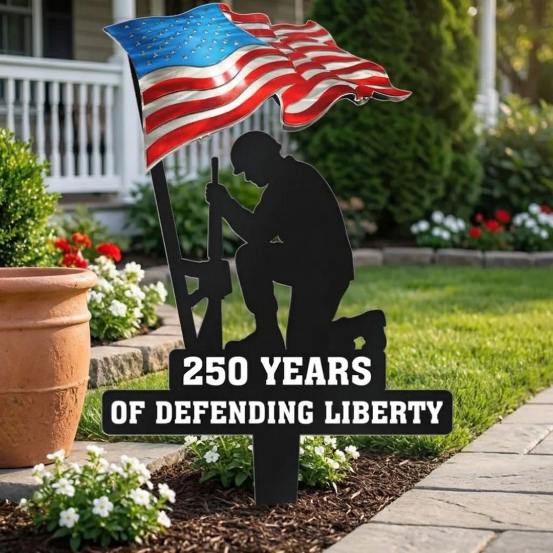 🔥FATHER’S DAY SALE 30% Off-250 Years of Defending Liberty Metal Garden Stake （BUY 2 FREE SHIPPING)